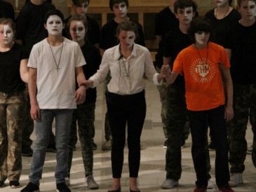 IHM-8th-grade-mime